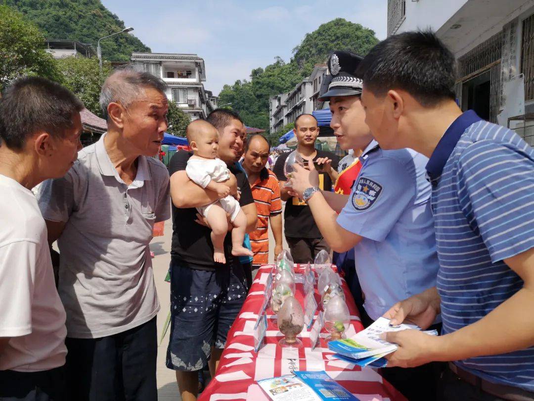 马上评丨用反网暴专项立法遏制“指尖之恶”